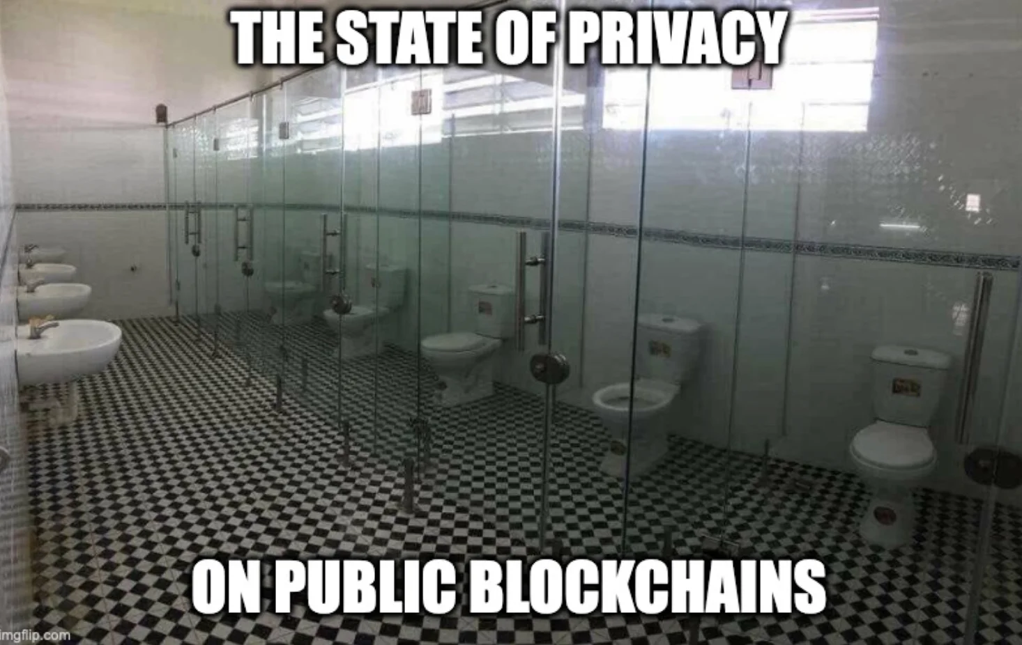 The state of privacy in transparent blockchains in inexistent